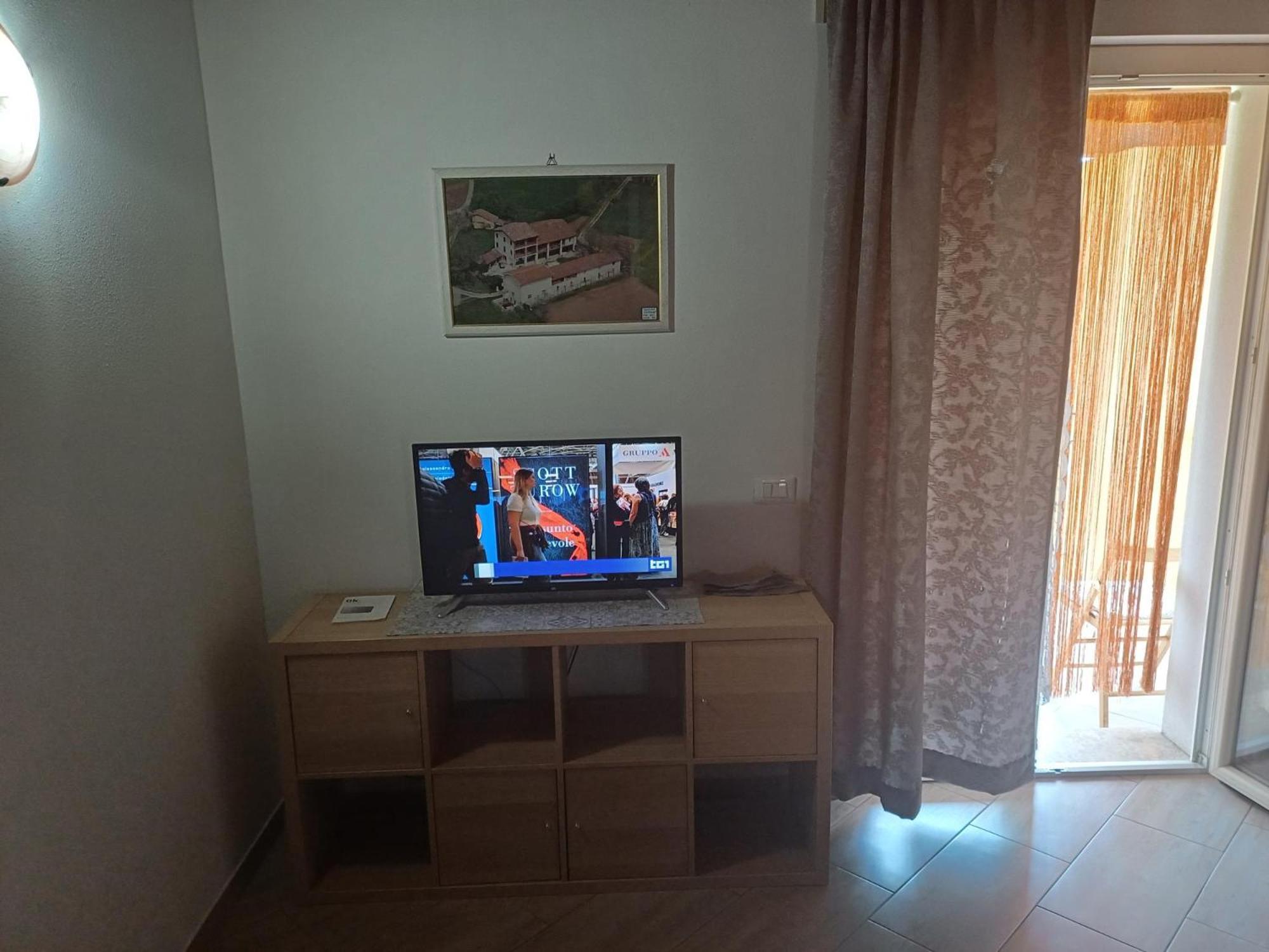 Cascina Legnago Trilocale A 6 Chilometri Da Salo' Lägenhet Villanuova sul clisi Exteriör bild